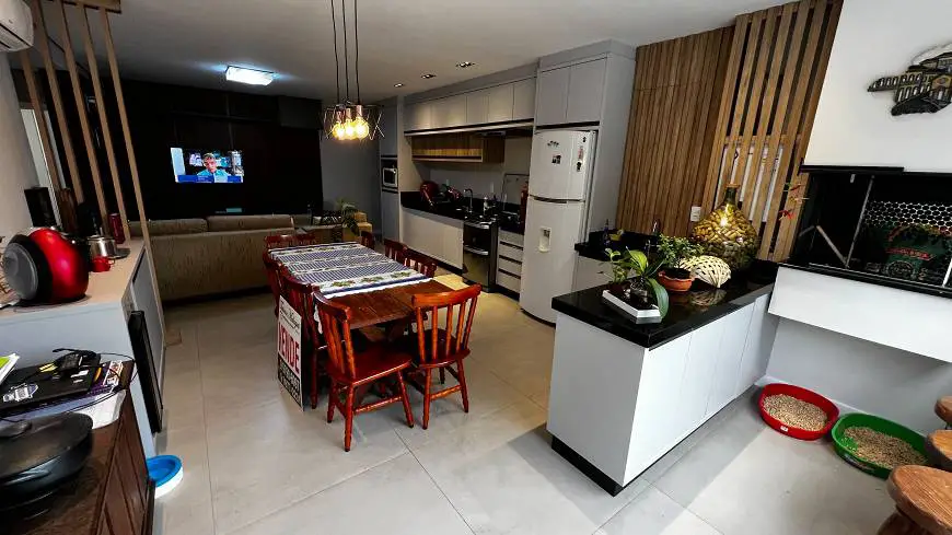 Foto 1 de Apartamento com 3 Quartos à venda, 94m² em Cabeçudas, Itajaí