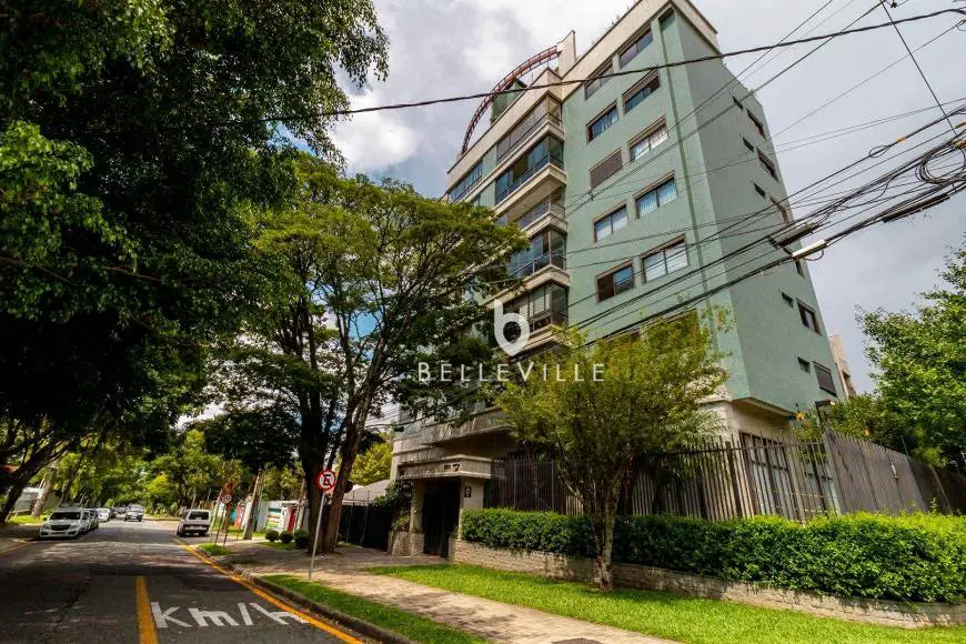 Foto 1 de Apartamento com 3 Quartos à venda, 140m² em Cabral, Curitiba