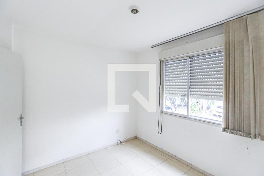 Foto 5 de Apartamento com 3 Quartos para alugar, 90m² em Cristal, Porto Alegre