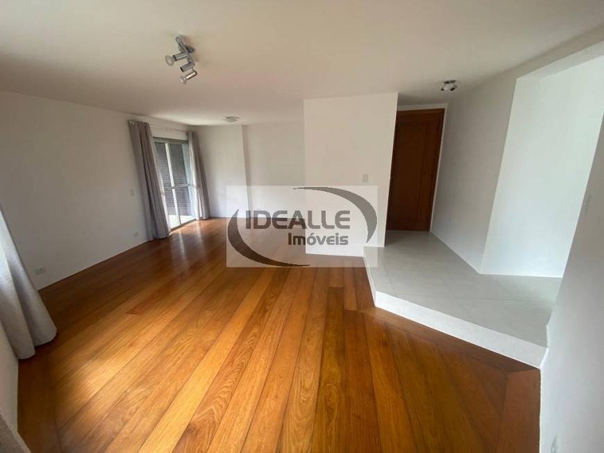 Foto 3 de Apartamento com 3 Quartos para alugar, 148m² em Juvevê, Curitiba