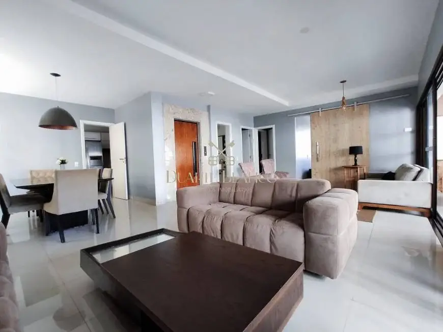 Foto 4 de Apartamento com 4 Quartos para alugar, 170m² em Pitangueiras, Guarujá