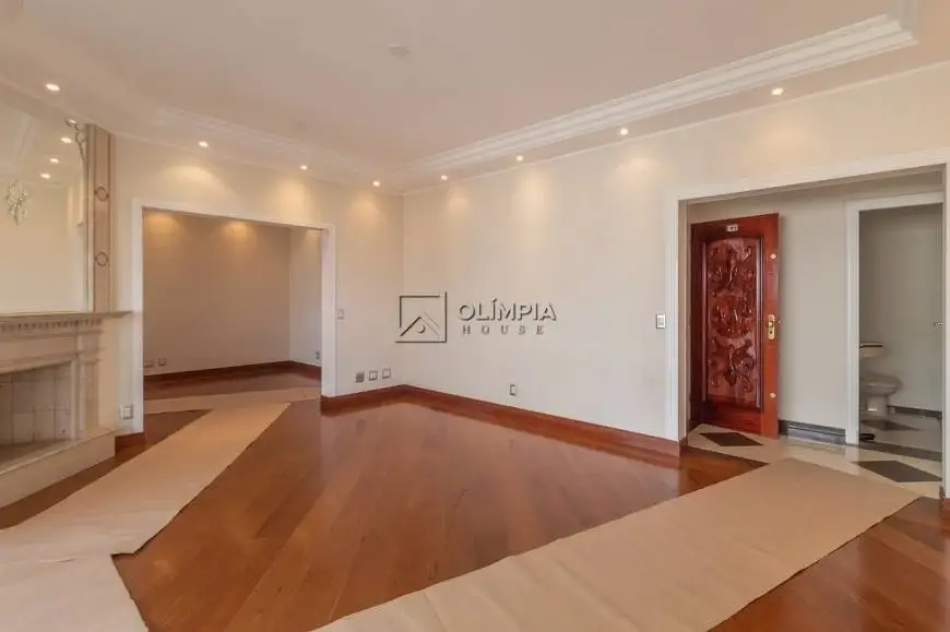 Foto 3 de Apartamento com 4 Quartos para alugar, 188m² em Vila Mariana, São Paulo