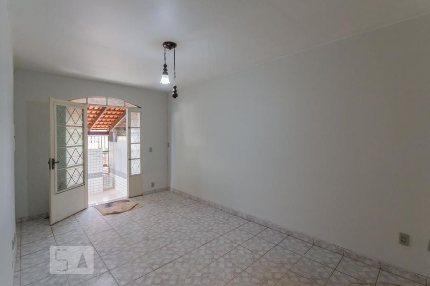 Foto 4 de Casa com 2 Quartos para alugar, 150m² em Asa Sul, Brasília