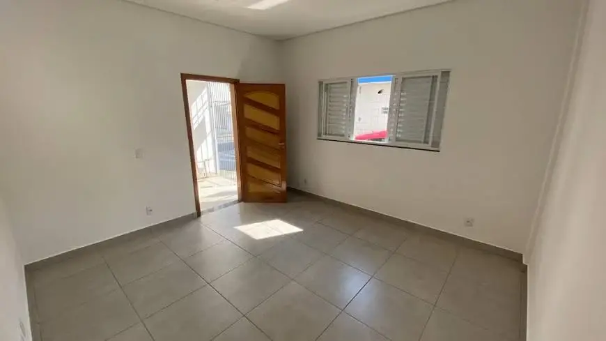 Foto 1 de Casa com 2 Quartos para alugar, 100m² em Osvaldo Cruz, São Caetano do Sul