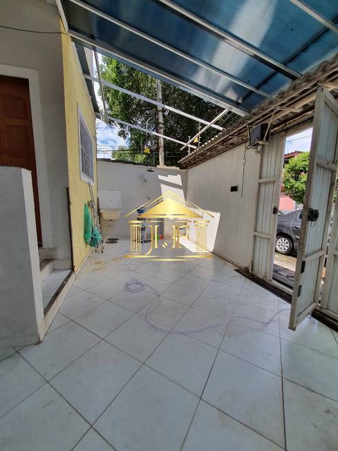 Foto 2 de Casa com 2 Quartos à venda, 91m² em  Vila Valqueire, Rio de Janeiro