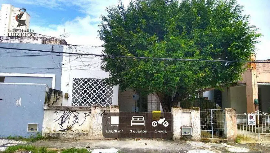 Foto 1 de Casa com 3 Quartos para alugar, 137m² em Centro, Fortaleza