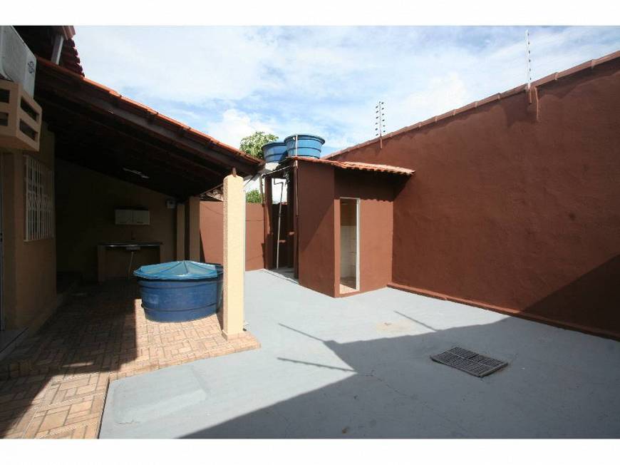 Foto 3 de Casa com 3 Quartos à venda, 240m² em Tijucal, Cuiabá