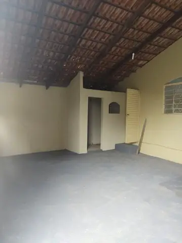 Foto 1 de Casa com 3 Quartos para alugar, 70m² em Vila Oliveira, Aparecida de Goiânia