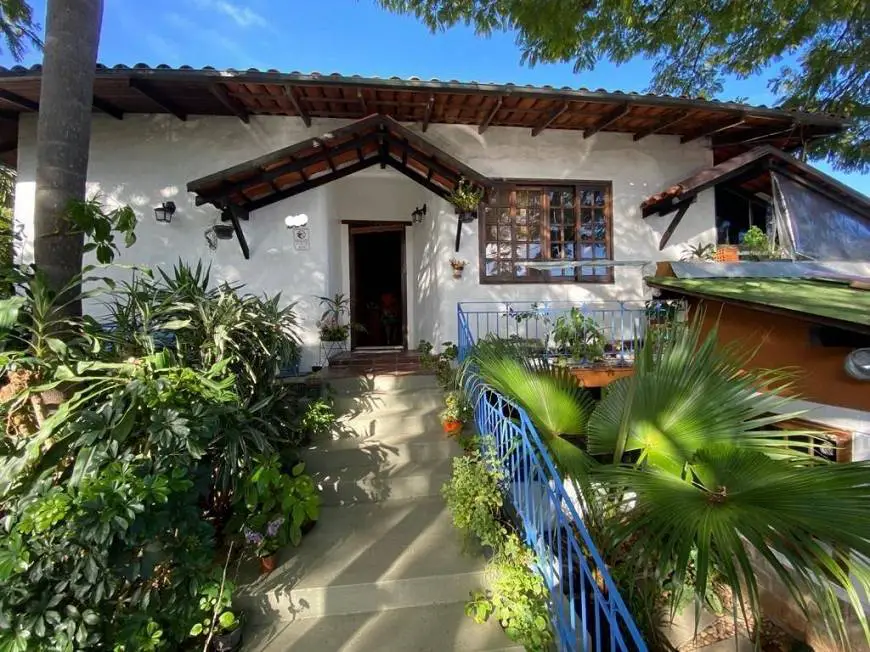 Foto 1 de Casa com 4 Quartos à venda, 300m² em Lagoa da Conceição, Florianópolis