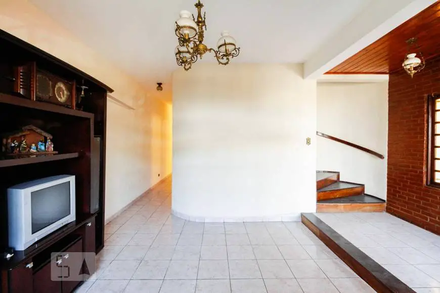 Foto 1 de Casa com 4 Quartos para alugar, 279m² em Vila Ema, São Paulo
