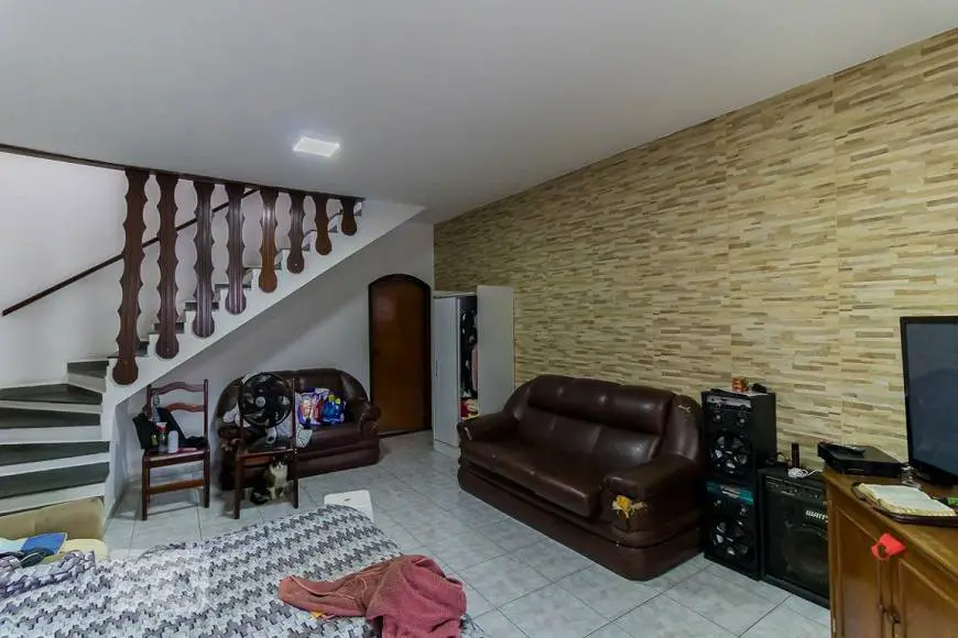 Foto 1 de Casa com 6 Quartos para alugar, 300m² em Cangaíba, São Paulo