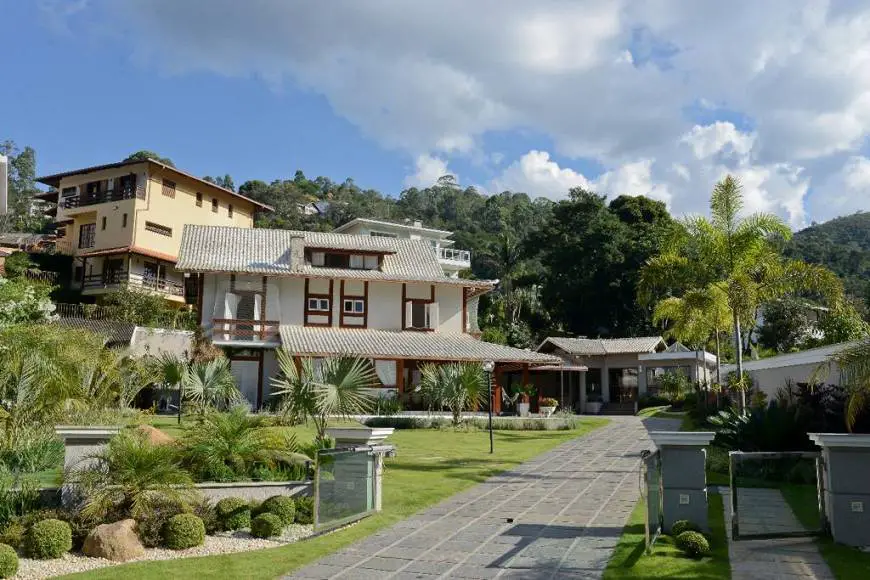 Foto 1 de Casa com 6 Quartos à venda, 400m² em Quebra Frascos, Teresópolis