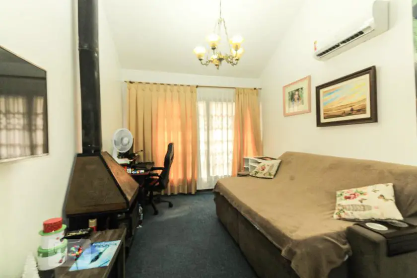 Foto 1 de Casa de Condomínio com 2 Quartos à venda, 138m² em Camaquã, Porto Alegre