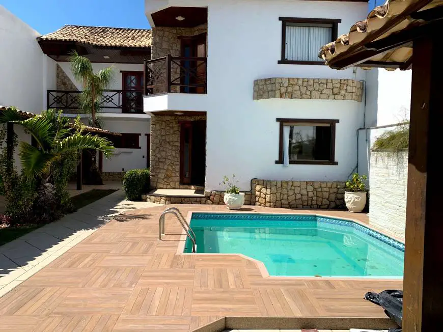 Foto 1 de Casa de Condomínio com 3 Quartos para alugar, 400m² em Horto, Campos dos Goytacazes