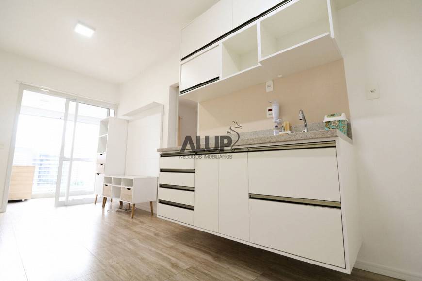 Foto 3 de Apartamento com 1 Quarto para alugar, 41m² em Cidade Monções, São Paulo