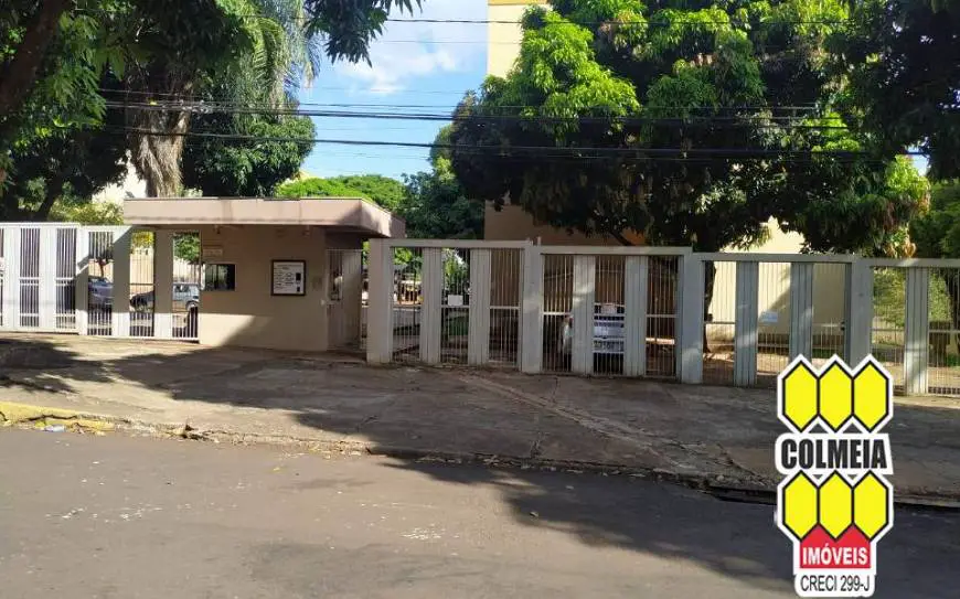 Foto 2 de Apartamento com 1 Quarto à venda, 52m² em Jardim dos Estados, Campo Grande