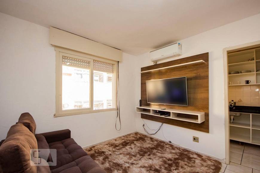 Foto 2 de Apartamento com 1 Quarto à venda, 45m² em Vila Ipiranga, Porto Alegre