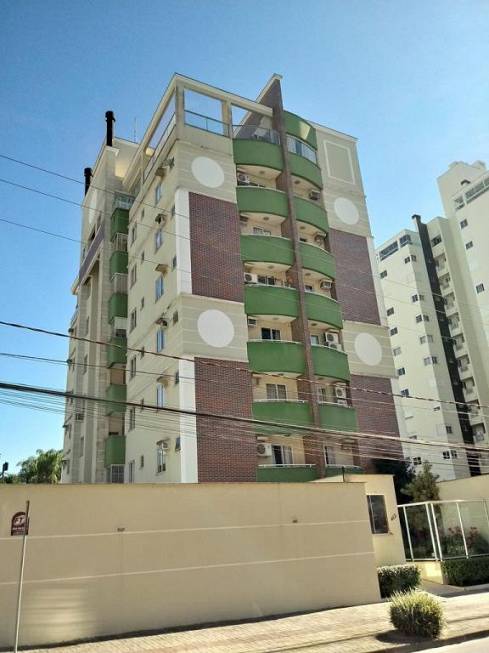 Foto 2 de Apartamento com 2 Quartos para alugar, 80m² em Glória, Joinville