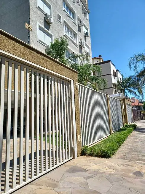 Foto 2 de Apartamento com 2 Quartos à venda, 74m² em Jardim Planalto, Porto Alegre