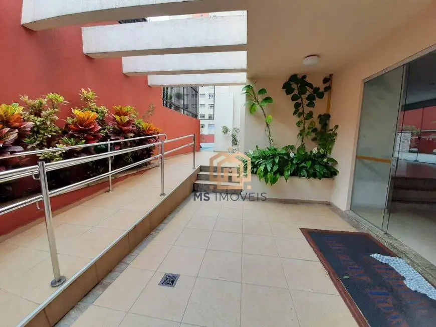 Foto 4 de Apartamento com 2 Quartos à venda, 38m² em Sé, São Paulo
