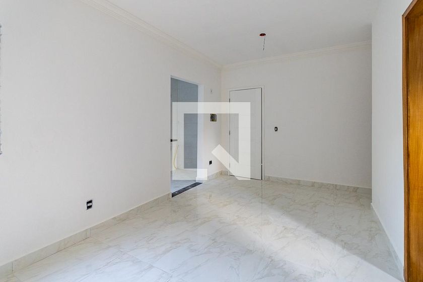 Foto 2 de Apartamento com 2 Quartos à venda, 40m² em Vila Guilhermina, São Paulo