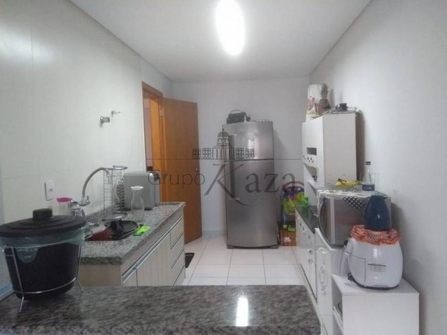 Foto 4 de Apartamento com 2 Quartos à venda, 70m² em Vila Industrial, São José dos Campos
