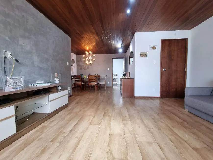 Foto 3 de Apartamento com 3 Quartos para alugar, 168m² em Cambuí, Campinas