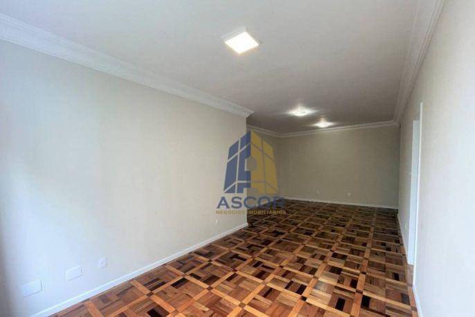 Foto 3 de Apartamento com 3 Quartos à venda, 98m² em Centro, Florianópolis