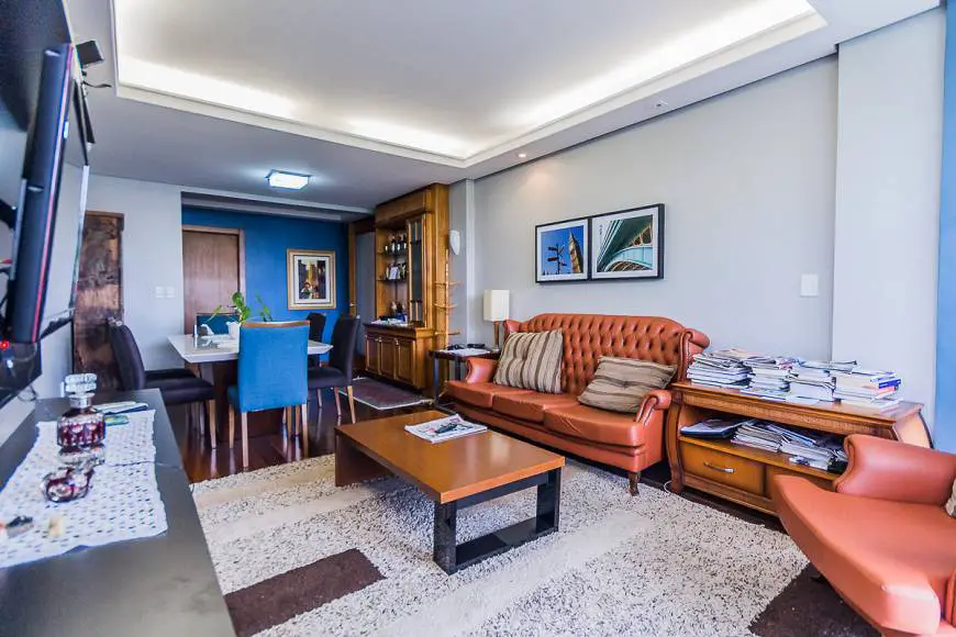 Foto 2 de Apartamento com 3 Quartos à venda, 118m² em Mont' Serrat, Porto Alegre