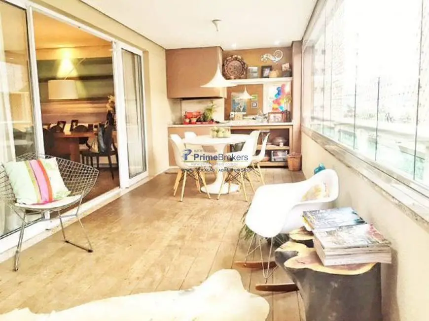 Foto 1 de Apartamento com 3 Quartos para alugar, 150m² em Vila Gertrudes, São Paulo