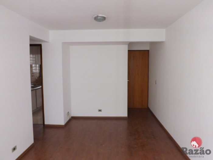 Foto 4 de Apartamento com 3 Quartos para alugar, 80m² em Vila Izabel, Curitiba