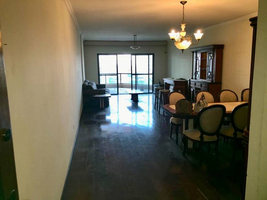 Foto 1 de Apartamento com 4 Quartos para alugar, 260m² em Boqueirão, Santos