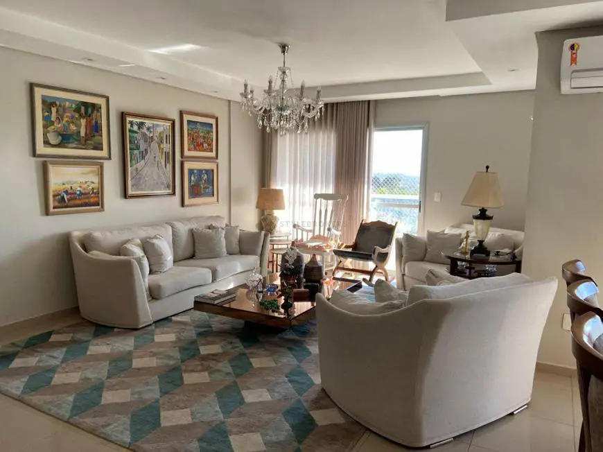 Foto 1 de Apartamento com 4 Quartos à venda, 162m² em Duque de Caxias, Cuiabá