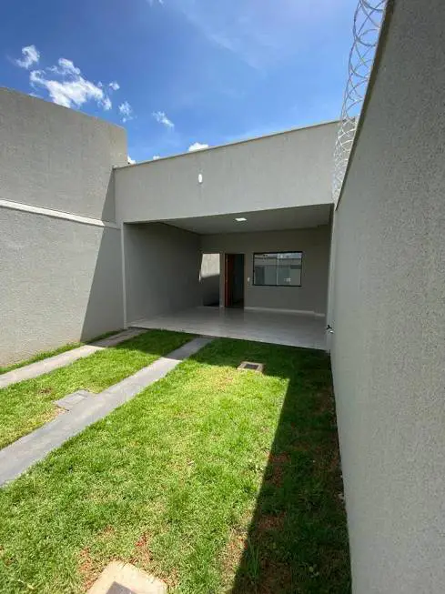 Foto 1 de Casa com 2 Quartos à venda, 90m² em Residencial Recanto do Bosque, Goiânia