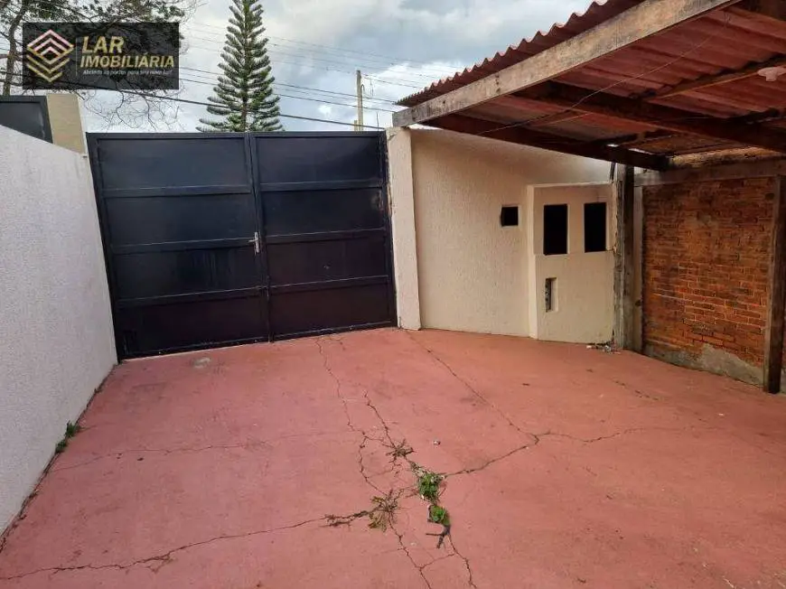 Foto 1 de Casa com 2 Quartos para alugar, 100m² em Vila Santa Therezinha de Menino Jesus, Botucatu