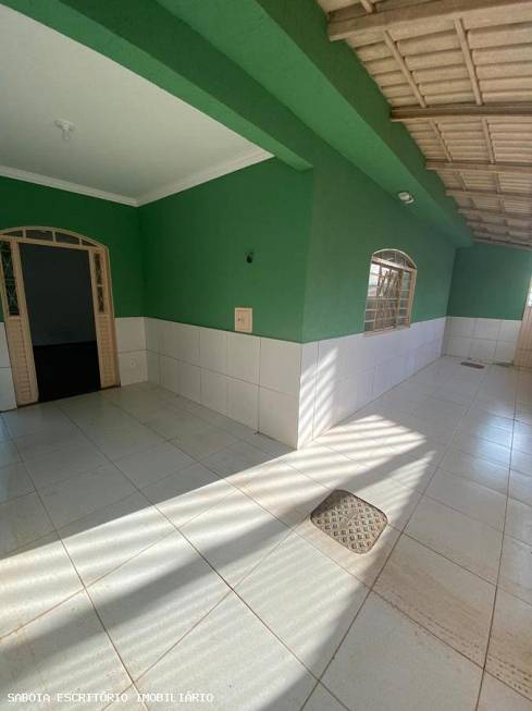 Foto 3 de Casa com 3 Quartos para alugar, 80m² em Santa Maria, Brasília