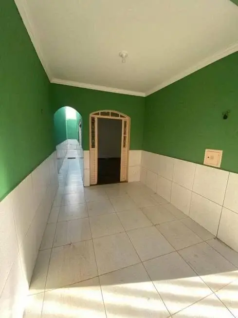 Foto 4 de Casa com 3 Quartos para alugar, 80m² em Santa Maria, Brasília