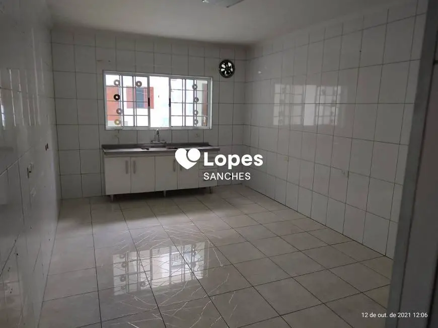 Foto 1 de Casa com 3 Quartos para alugar, 300m² em Taboão, São Bernardo do Campo