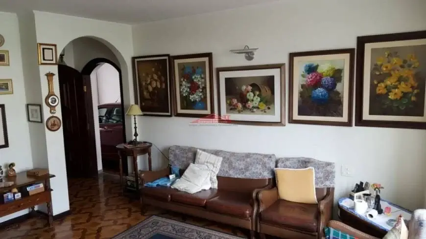 Foto 1 de Casa com 3 Quartos para venda ou aluguel, 184m² em Vera Cruz, São Paulo