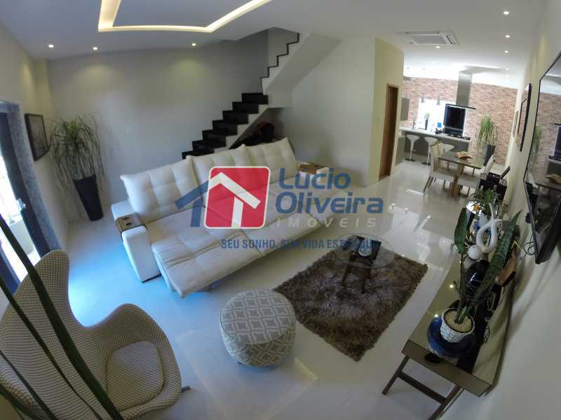 Foto 1 de Casa com 3 Quartos à venda, 180m² em Vista Alegre, Rio de Janeiro