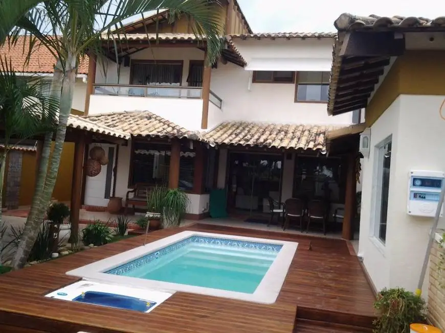 Foto 1 de Casa com 4 Quartos à venda, 290m² em Portinho, Cabo Frio