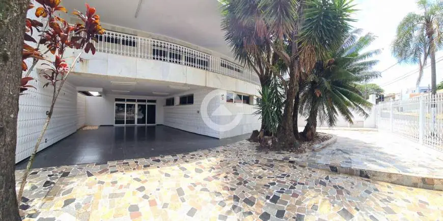 Foto 3 de Sobrado com 5 Quartos para alugar, 620m² em Jardim Chapadão, Campinas