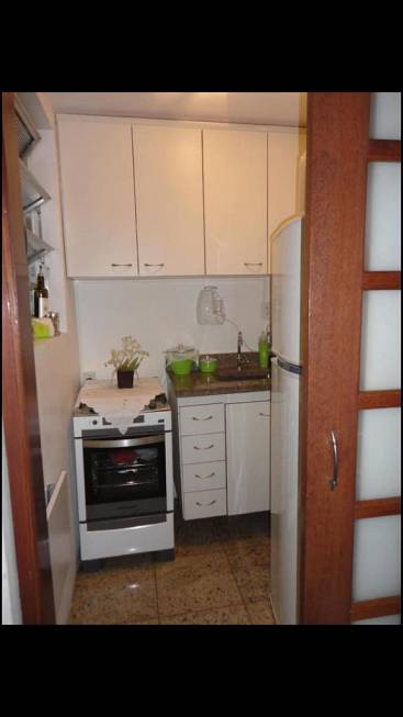 Foto 4 de Apartamento com 1 Quarto para alugar, 40m² em Botafogo, Rio de Janeiro