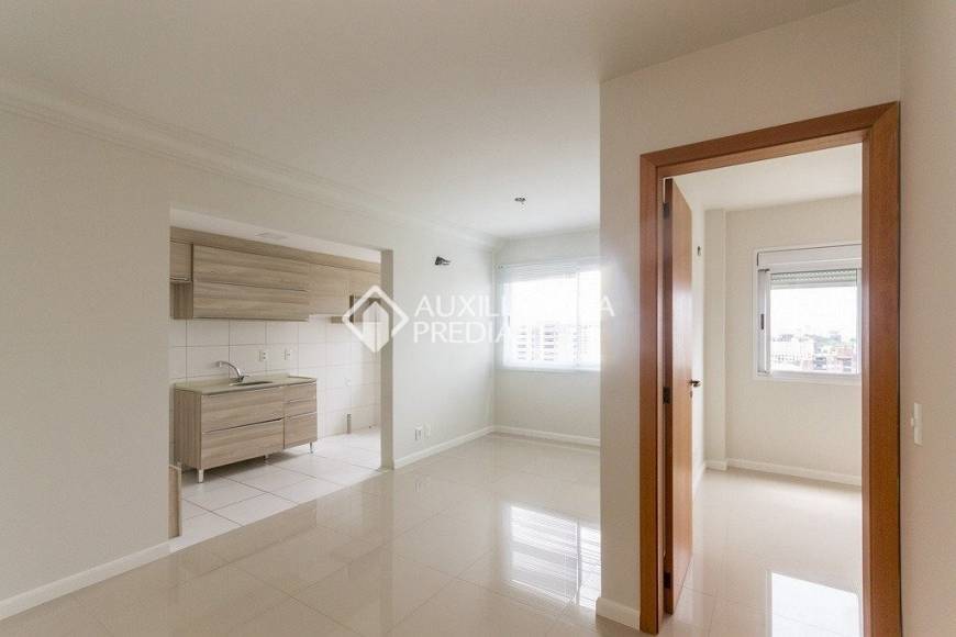 Foto 1 de Apartamento com 1 Quarto à venda, 41m² em Rio Branco, Porto Alegre