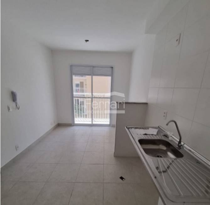 Foto 1 de Apartamento com 2 Quartos para venda ou aluguel, 35m² em Cambuci, São Paulo