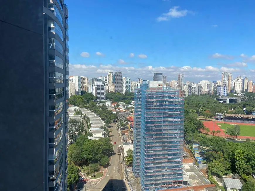 Foto 2 de Apartamento com 3 Quartos à venda, 161m² em Ibirapuera, São Paulo
