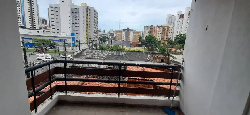 Foto 3 de Apartamento com 3 Quartos para alugar, 130m² em Varjota, Fortaleza