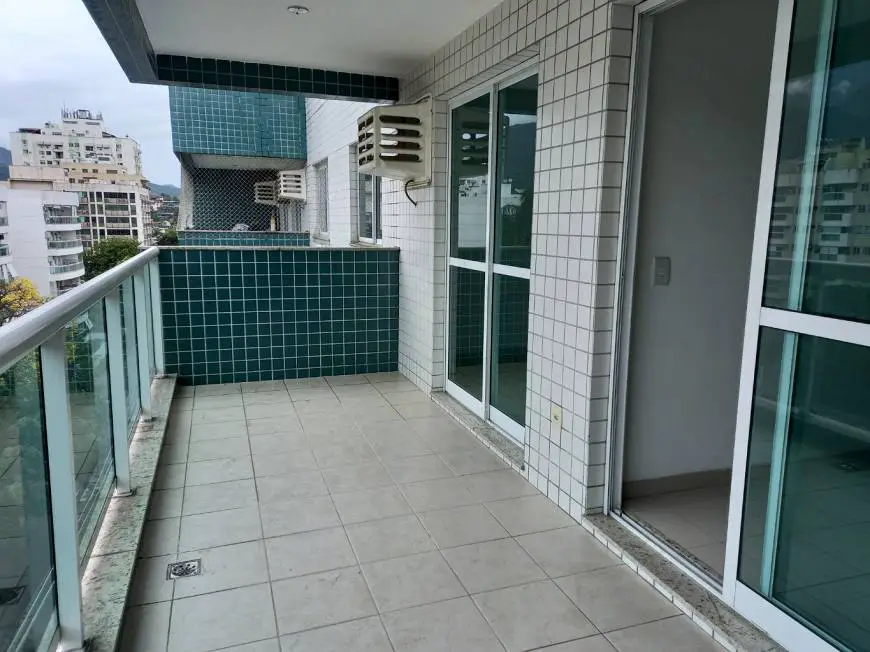 Foto 1 de Apartamento com 4 Quartos à venda, 208m² em Freguesia- Jacarepaguá, Rio de Janeiro