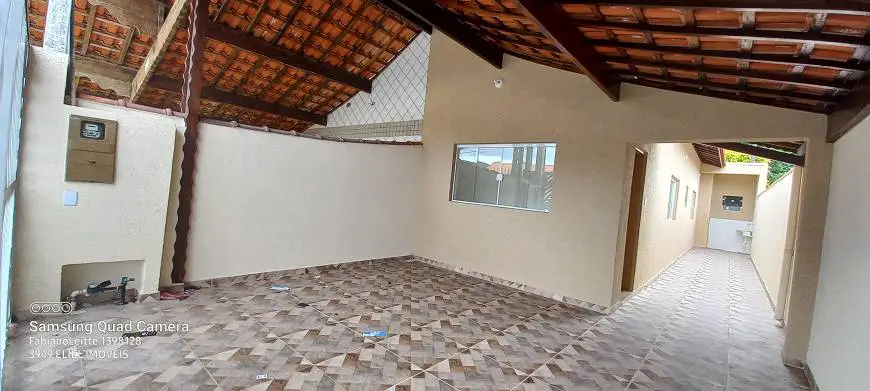 Foto 1 de Casa com 2 Quartos à venda, 80m² em Maracanã, Praia Grande