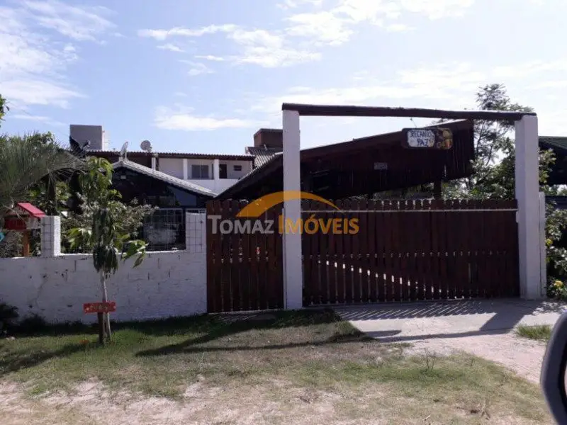 Foto 4 de Casa com 3 Quartos à venda, 200m² em Araçatuba, Imbituba